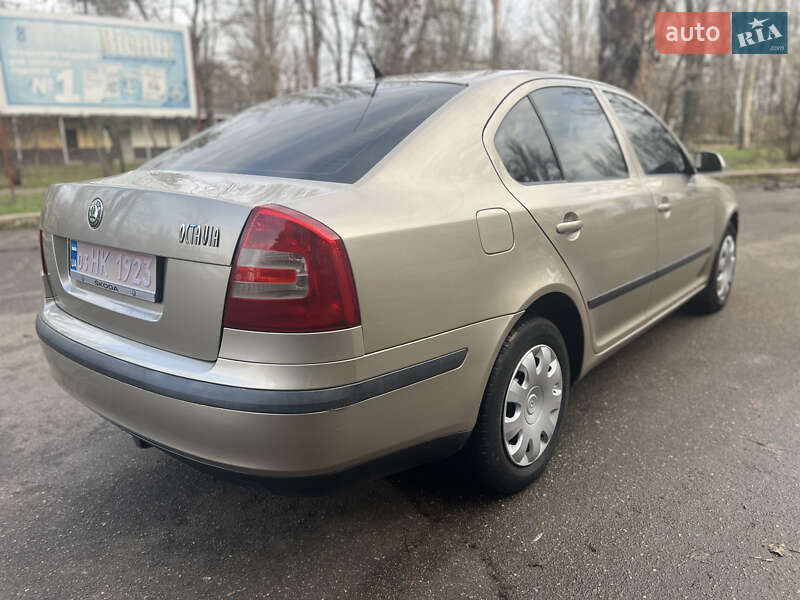 Лифтбек Skoda Octavia 2004 в Николаеве