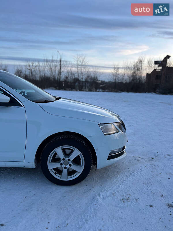 Универсал Skoda Octavia 2018 в Полонном