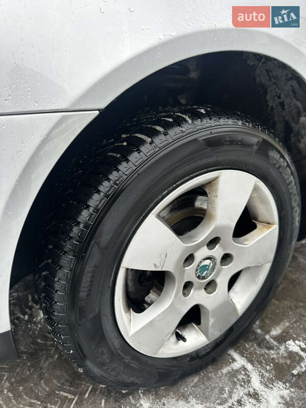 Универсал Skoda Octavia 2008 в Виннице