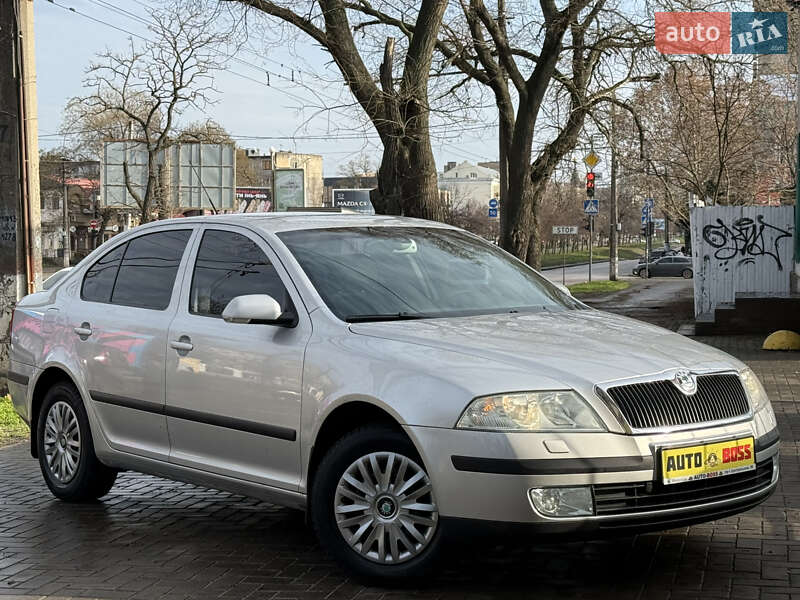 Лифтбек Skoda Octavia 2006 в Николаеве