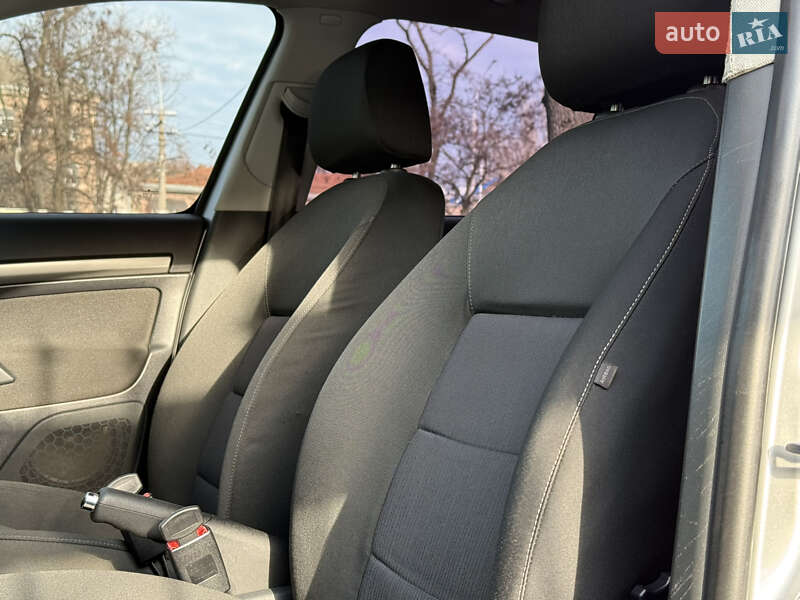 Лифтбек Skoda Octavia 2006 в Николаеве