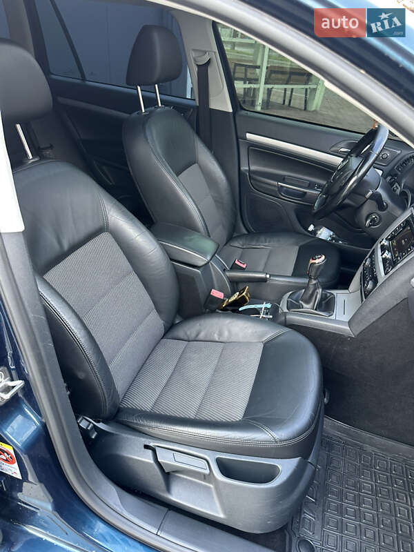 Универсал Skoda Octavia 2012 в Одессе