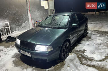 Лифтбек Skoda Octavia 2005 в Новояворовске