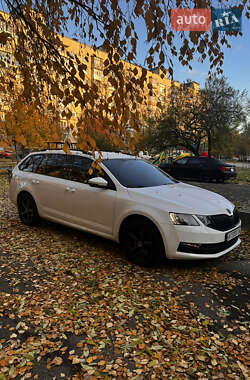 Універсал Skoda Octavia 2018 в Івано-Франківську