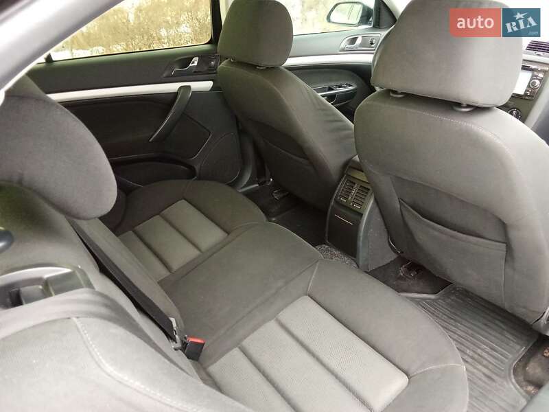 Лифтбек Skoda Octavia 2007 в Остроге