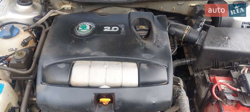 Универсал Skoda Octavia 2003 в Подгайцах