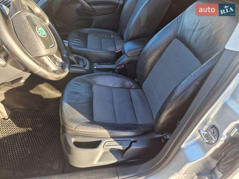 Универсал Skoda Octavia 2012 в Мостиске