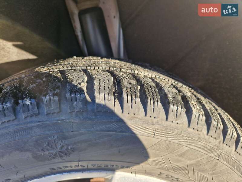 Универсал Skoda Octavia 2012 в Мостиске