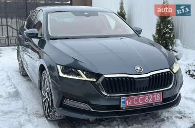 Ліфтбек Skoda Octavia 2020 в Ужгороді