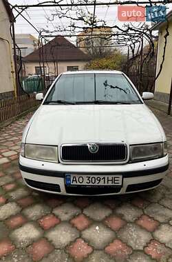 Лифтбек Skoda Octavia 2000 в Ужгороде