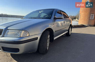 Лифтбек Skoda Octavia 2002 в Кропивницком