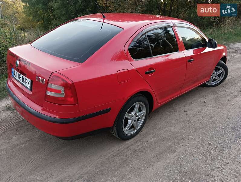 Лифтбек Skoda Octavia 2012 в Смеле фото 2 Лифтбек Skoda Octavia 2012 в Смеле