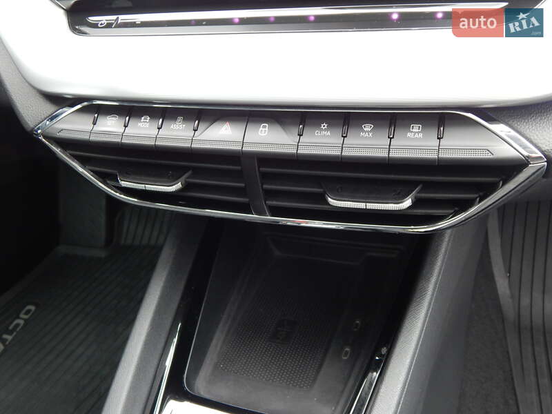 Универсал Skoda Octavia 2020 в Дрогобыче