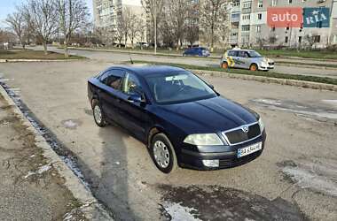 Лифтбек Skoda Octavia 2004 в Первомайске