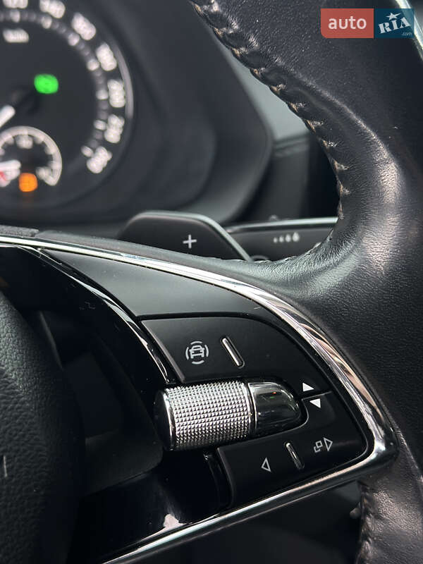 Лифтбек Skoda Octavia 2021 в Ужгороде