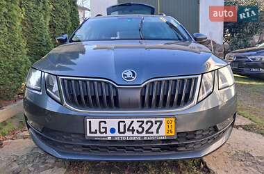 Універсал Skoda Octavia 2016 в Нововолинську