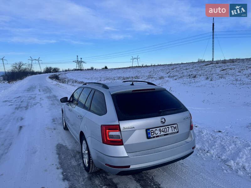 Универсал Skoda Octavia 2020 в Золочеве