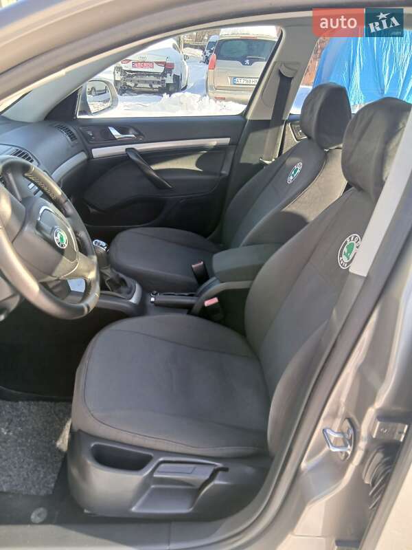 Лифтбек Skoda Octavia 2009 в Калуше