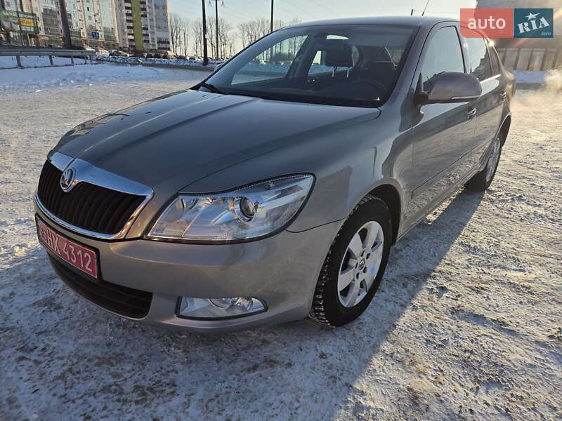 Лифтбек Skoda Octavia 2009 в Полтаве