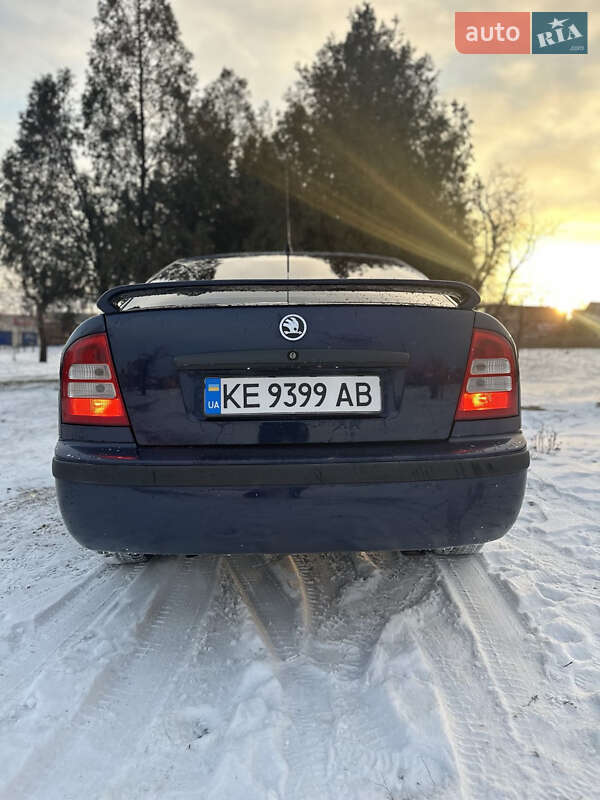 Лифтбек Skoda Octavia 2004 в Кривом Роге