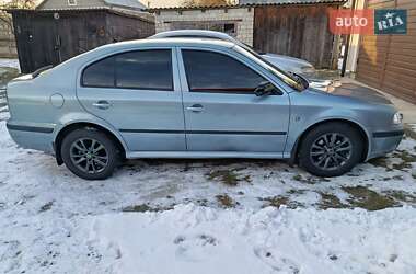 Ліфтбек Skoda Octavia 2003 в Буську