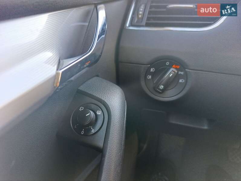 Универсал Skoda Octavia 2015 в Ровно