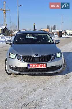 Універсал Skoda Octavia 2018 в Луцьку
