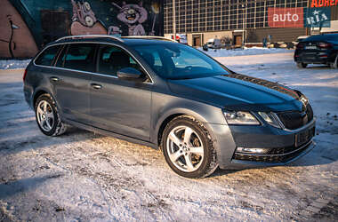 Універсал Skoda Octavia 2019 в Луцьку