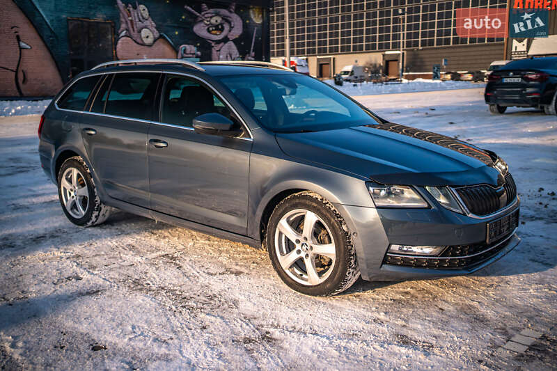 Універсал Skoda Octavia 2019 в Луцьку
