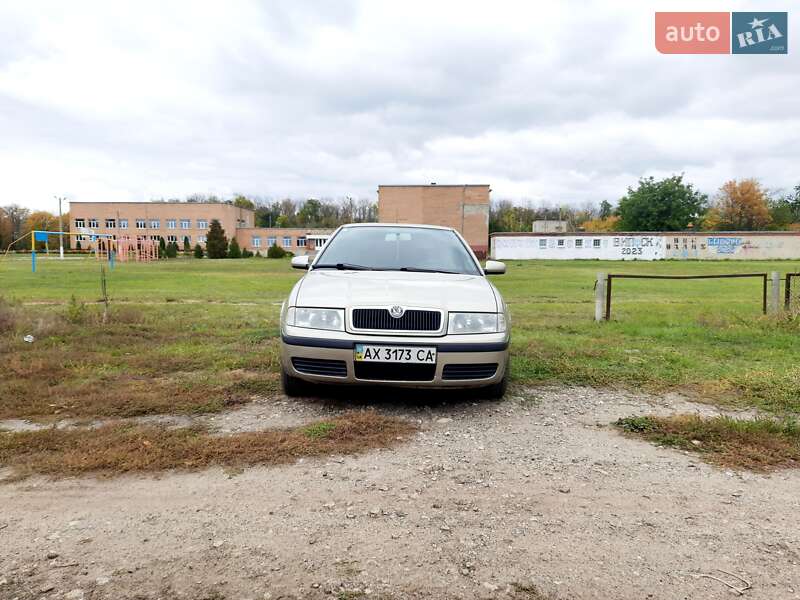 Лифтбек Skoda Octavia 2005 в Тарановке