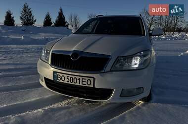 Универсал Skoda Octavia 2009 в Почаеве