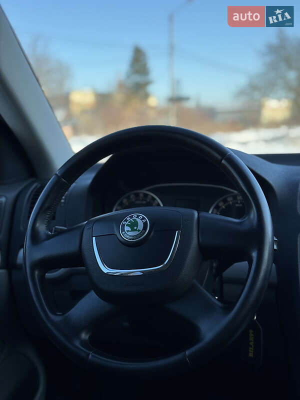 Универсал Skoda Octavia 2013 в Надворной фото 17 Универсал Skoda Octavia 2013 в Надворной