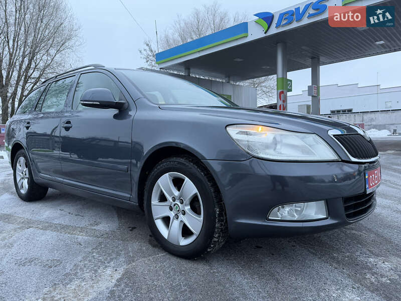 Универсал Skoda Octavia 2010 в Лубнах