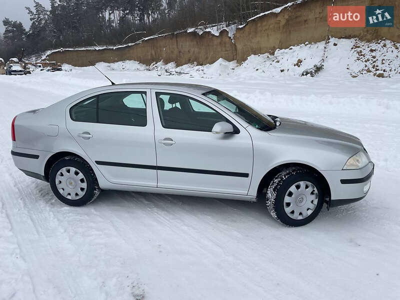 Лифтбек Skoda Octavia 2005 в Теребовле