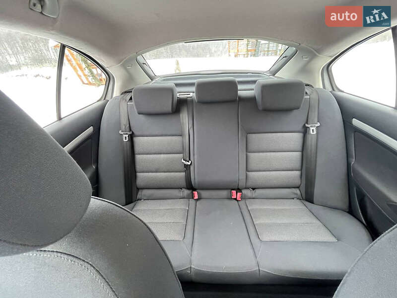 Лифтбек Skoda Octavia 2005 в Теребовле