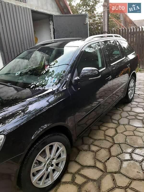 Универсал Skoda Octavia 2010 в Овруче