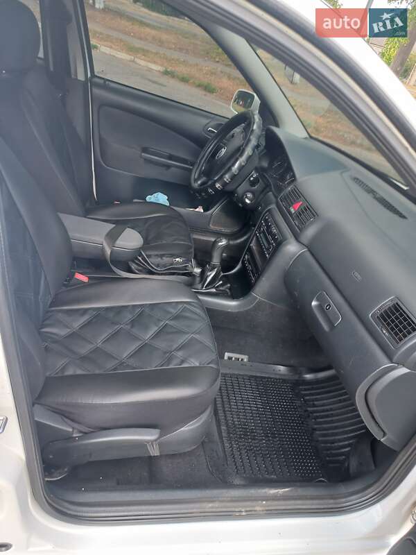 Універсал Skoda Octavia 2008 в Харкові