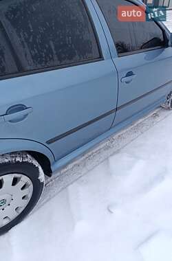 Лифтбек Skoda Octavia 2009 в Запорожье