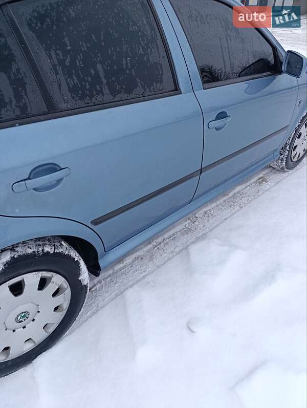 Ліфтбек Skoda Octavia 2009 в Запоріжжі