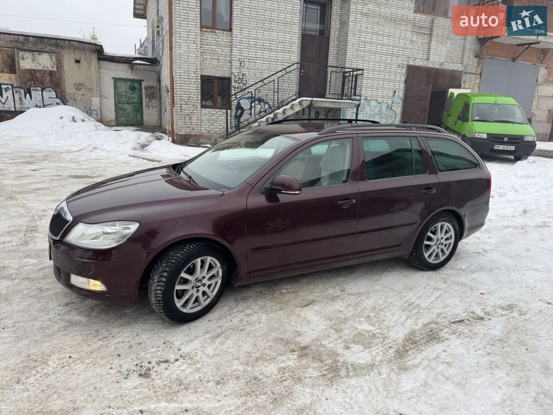 Skoda Octavia 2012 VIN TMBKE61Z5D2057041 фото оголошення 5 з 14