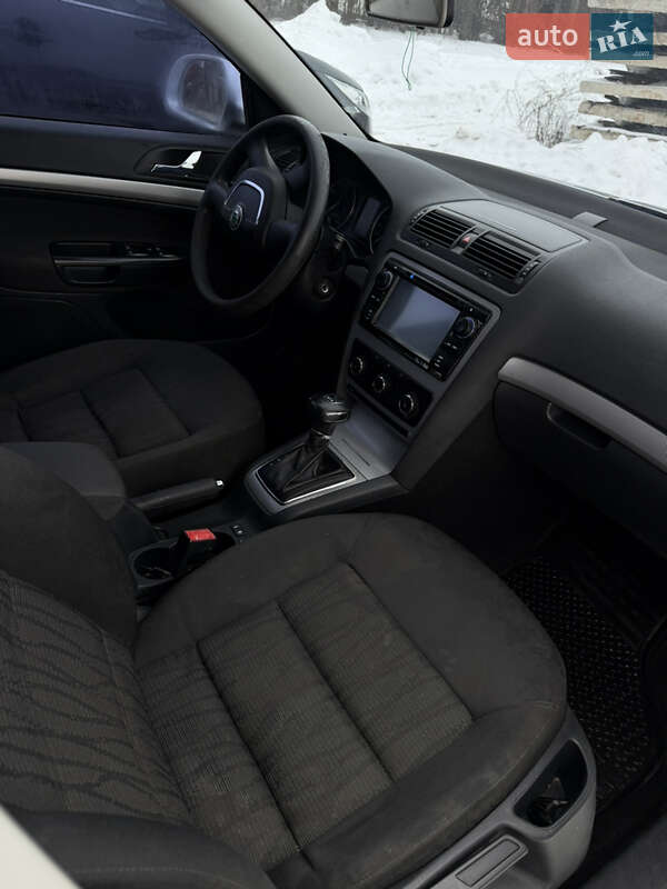Универсал Skoda Octavia 2010 в Березному