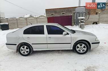 Лифтбек Skoda Octavia 2002 в Погребище