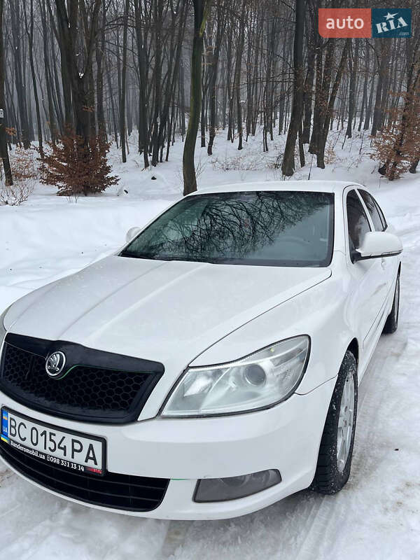 Лифтбек Skoda Octavia 2010 в Львове фото 3 Лифтбек Skoda Octavia 2010 в Львове