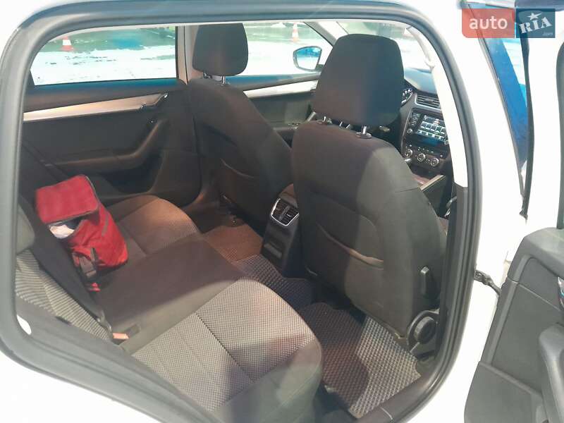 Универсал Skoda Octavia 2015 в Днепре