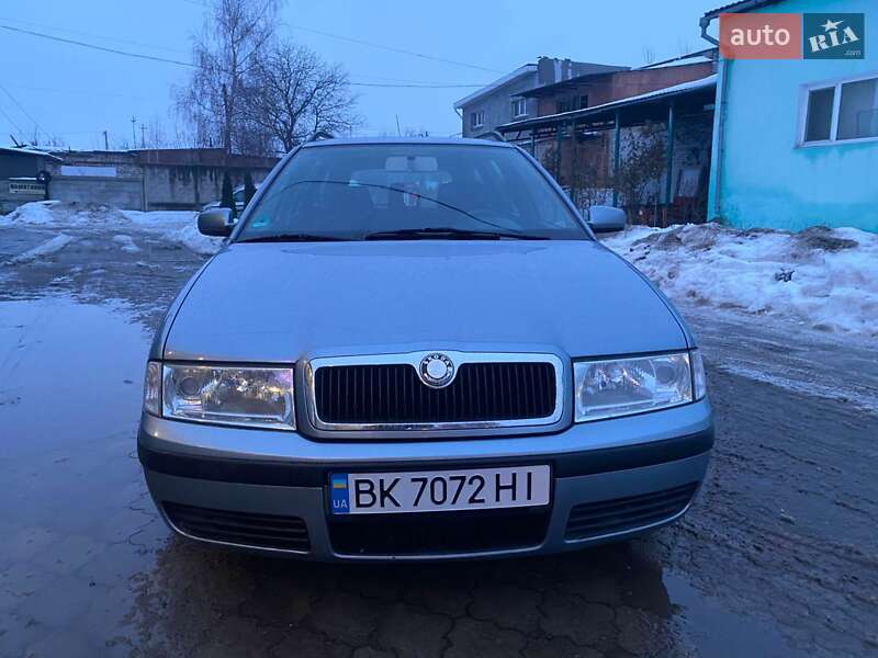 Универсал Skoda Octavia 2001 в Ровно