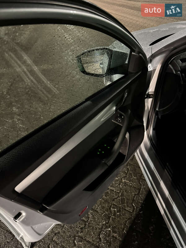 Універсал Skoda Octavia 2017 в Черкасах