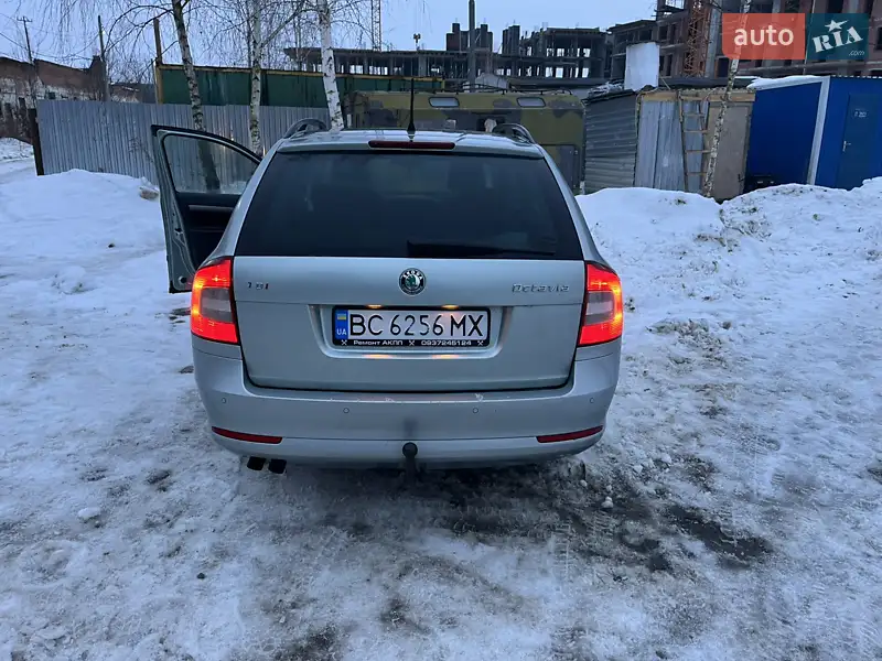 Skoda Octavia 2011 VIN TMBGE61Z0B2145093 фото оголошення 4 з 63