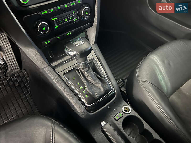 Универсал Skoda Octavia 2012 в Чернигове