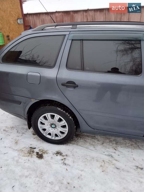 Универсал Skoda Octavia 2008 в Полтаве