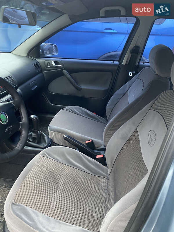 Ліфтбек Skoda Octavia 2005 в Львові